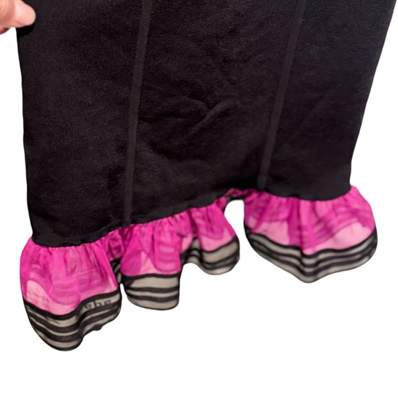Bebe NWT Size M Pretty Pink Purple Black Silk High Waisted Ruffled Dress. (0573) - Picture 12 of 16